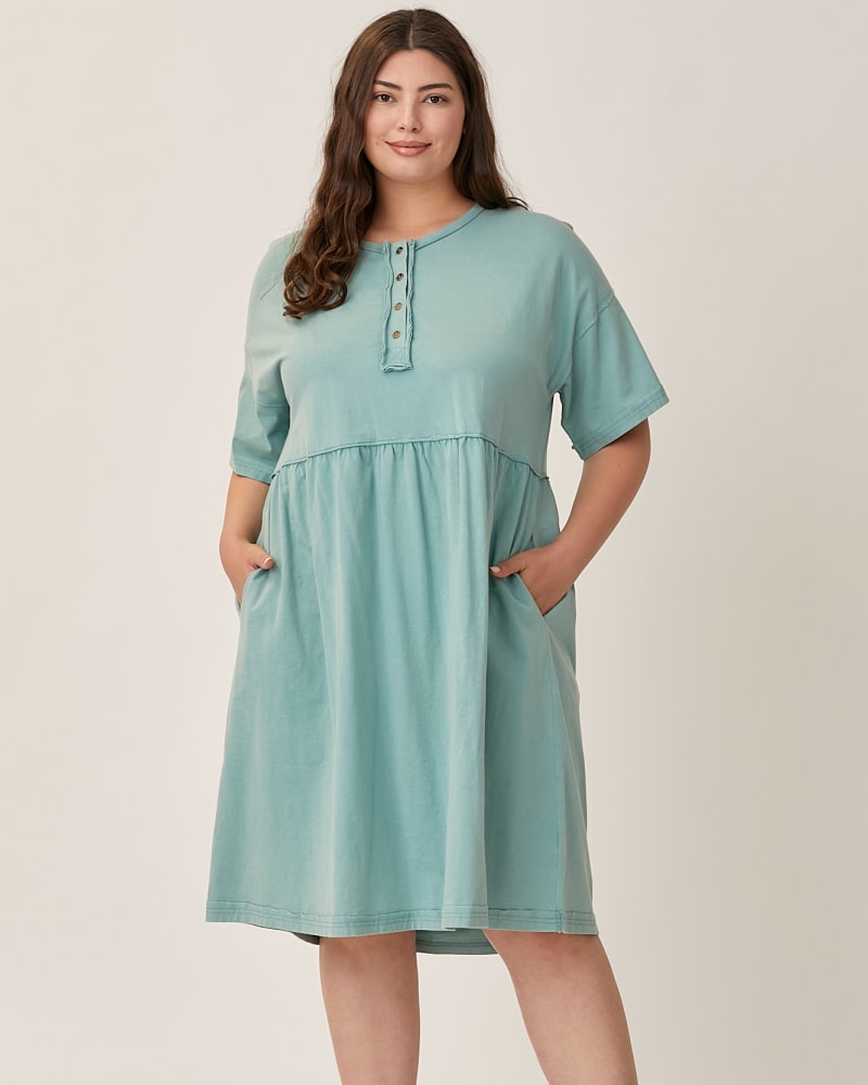 Front of a model wearing a size 3X Knit Shirt Dress in SEAFOAM by Polagram. | dia_product_style_image_id:274776